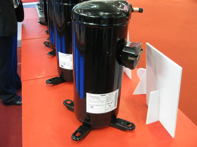 Reihen-Abkühlungs-Kompressor 3.5-12HP des Sanyo-Klimaanlagengefrierschrank Rollen-Kompressor-C-SB/SC