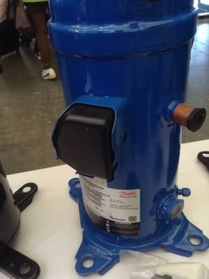 Abkühlungsrollen-Kompressor Modell MLZ 030 für CER Kühlraum Wechselstroms, ROHS R404, R507C, R407, R134A, R22 Maneurop 4hp